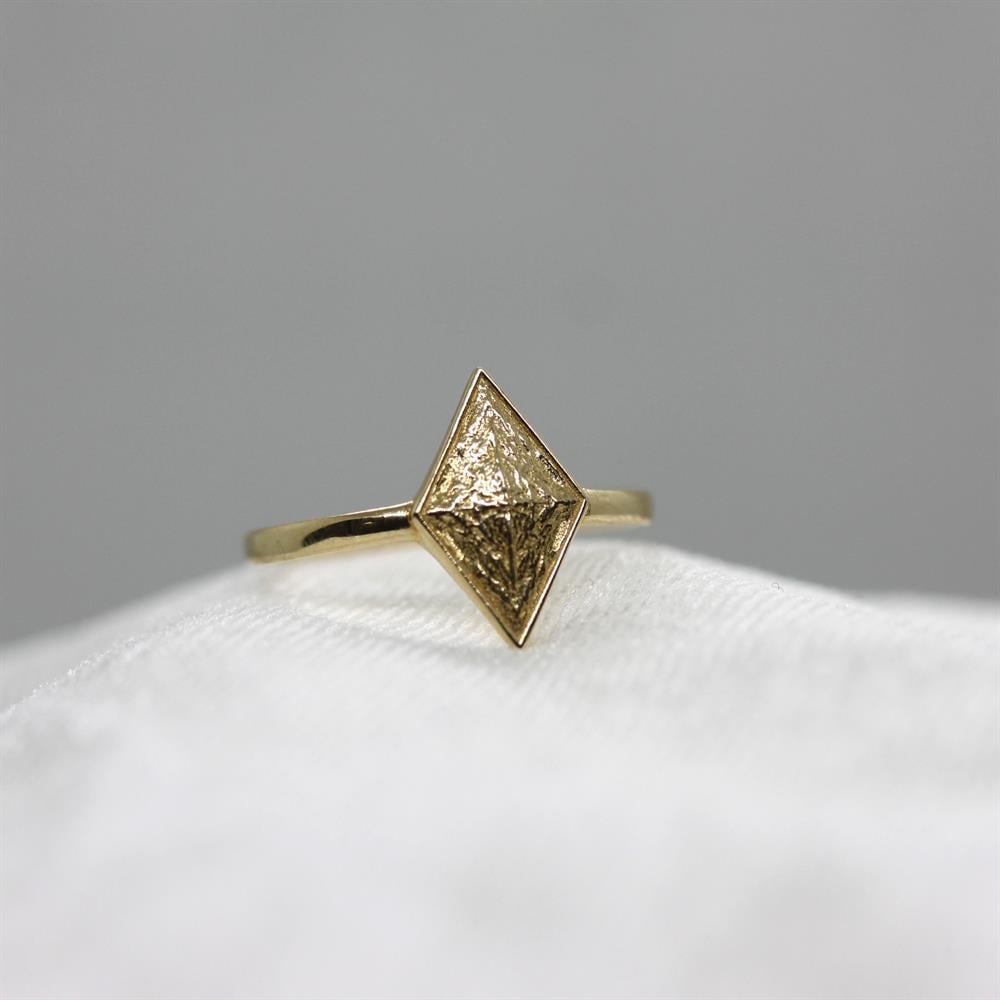 Sarı Altın 14 Ayar Mekik Yüzük - Beyaz altın - Sarı altın - inci yüzük - pırlanta - Yüzük -pırlanta yüzük - inci yüzük - yüzük - yüzükler - altın yüzük modelleri