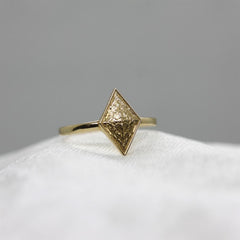 Sarı Altın 14 Ayar Mekik Yüzük - Beyaz altın - Sarı altın - inci yüzük - pırlanta - Yüzük -pırlanta yüzük - inci yüzük - yüzük - yüzükler - altın yüzük modelleri