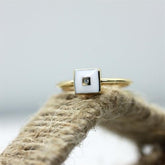 Sarı Altın 14 Ayar Beyaz Mineli Yüzük - Beyaz altın - Sarı altın - inci yüzük - pırlanta - Yüzük -pırlanta yüzük - inci yüzük - yüzük - yüzükler - altın yüzük modelleri