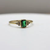 Sarı Altın 14 Ayar Yeşil Turmalin Yüzük - Beyaz altın - Beyaz altın - Sarı altın - inci yüzük - pırlanta - Yüzük -pırlanta yüzük - inci yüzük - yüzük - yüzükler - altın yüzük modelleri