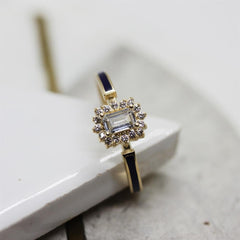 Sarı Altın 14 Ayar Lacivert Mineli Baget Yüzük - Tac diamond - Sarı altın - inci yüzük - pırlanta - Yüzük -pırlanta yüzük - inci yüzük - yüzük - yüzükler - altın yüzük modelleri