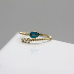 Sarı Altın 14 Ayar Yılan Yüzük Sarı Altın 14 Ayar Yılan Yüzük- Tac diamond - Sarı altın - inci yüzük - pırlanta - Yüzük -pırlanta yüzük - inci yüzük - yüzük - yüzükler - altın yüzük modelleri